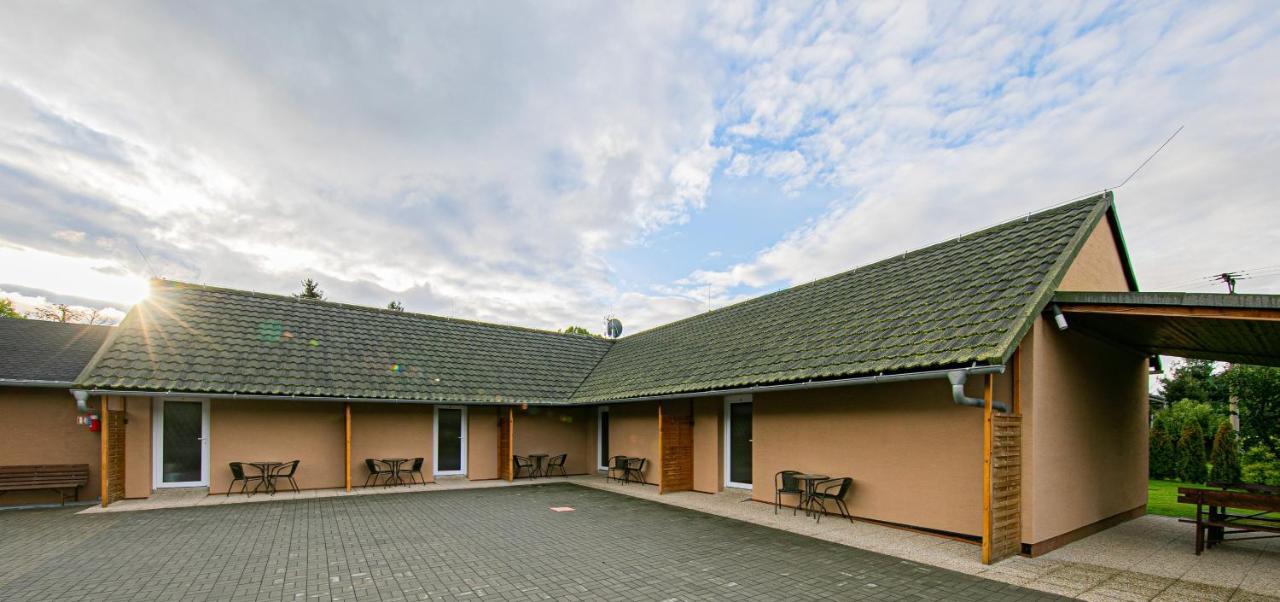 Apartmany Dolosin Velké Losiny Extérieur photo